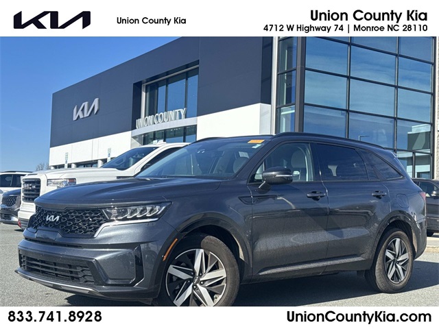 2023 Kia Sorento S's photo