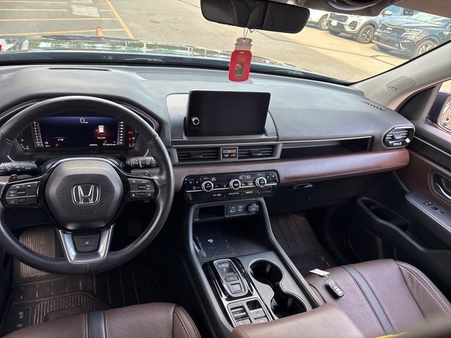 2023 Honda Pilot Elite photo 7