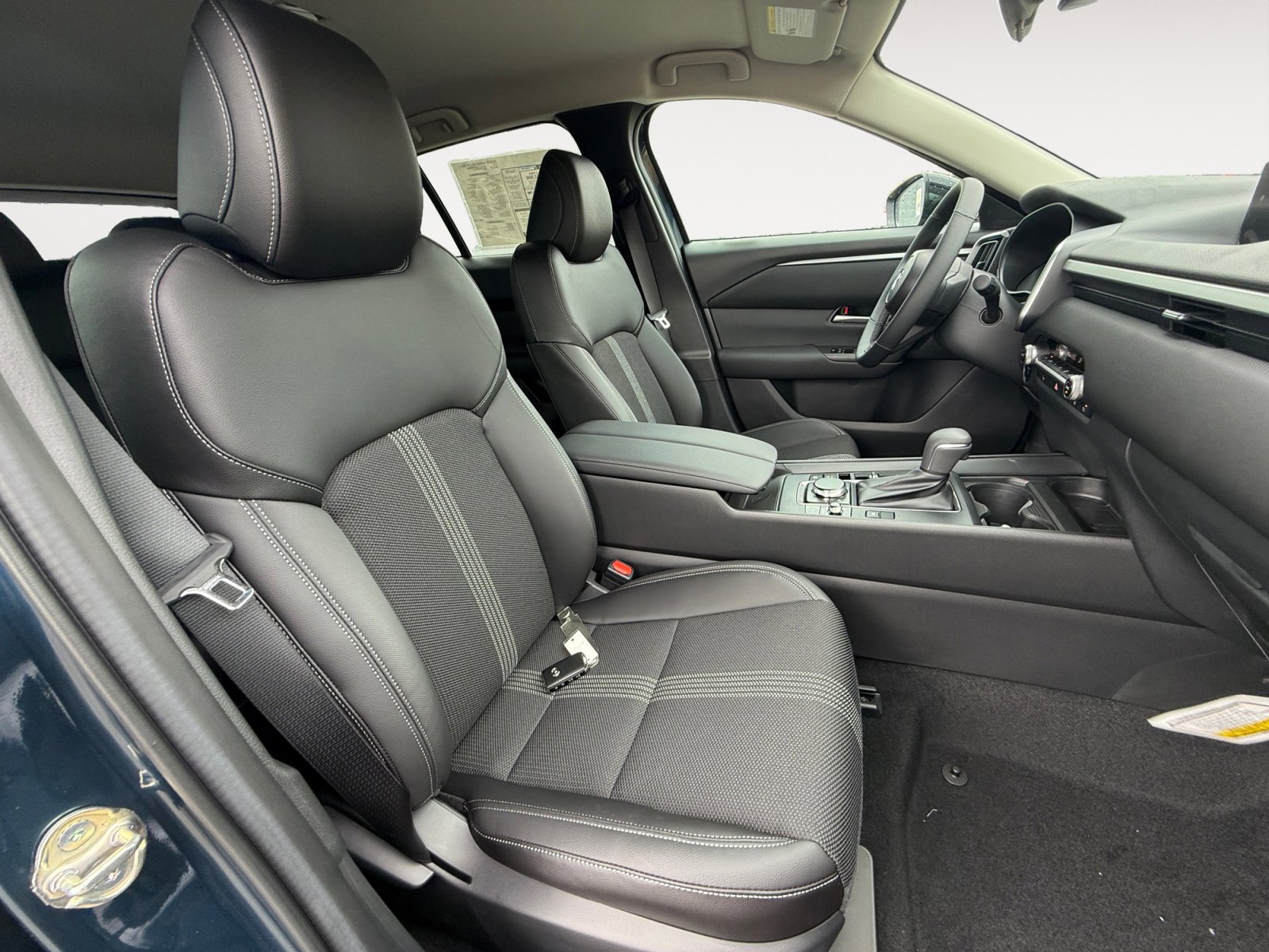 2025 Mazda CX-50 Preferred photo 19