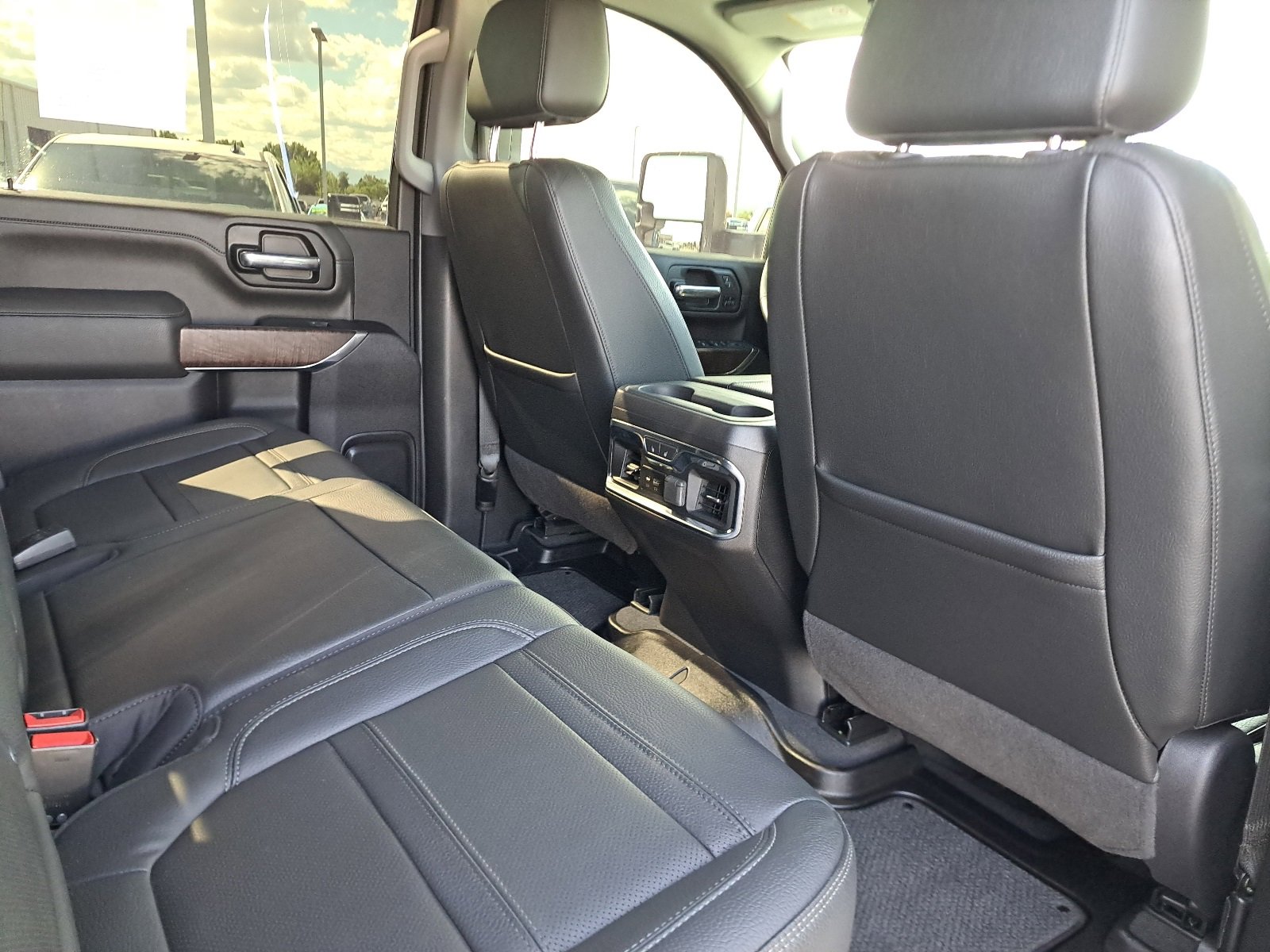 2023 Gmc Sierra 2500 HD Denali photo 28