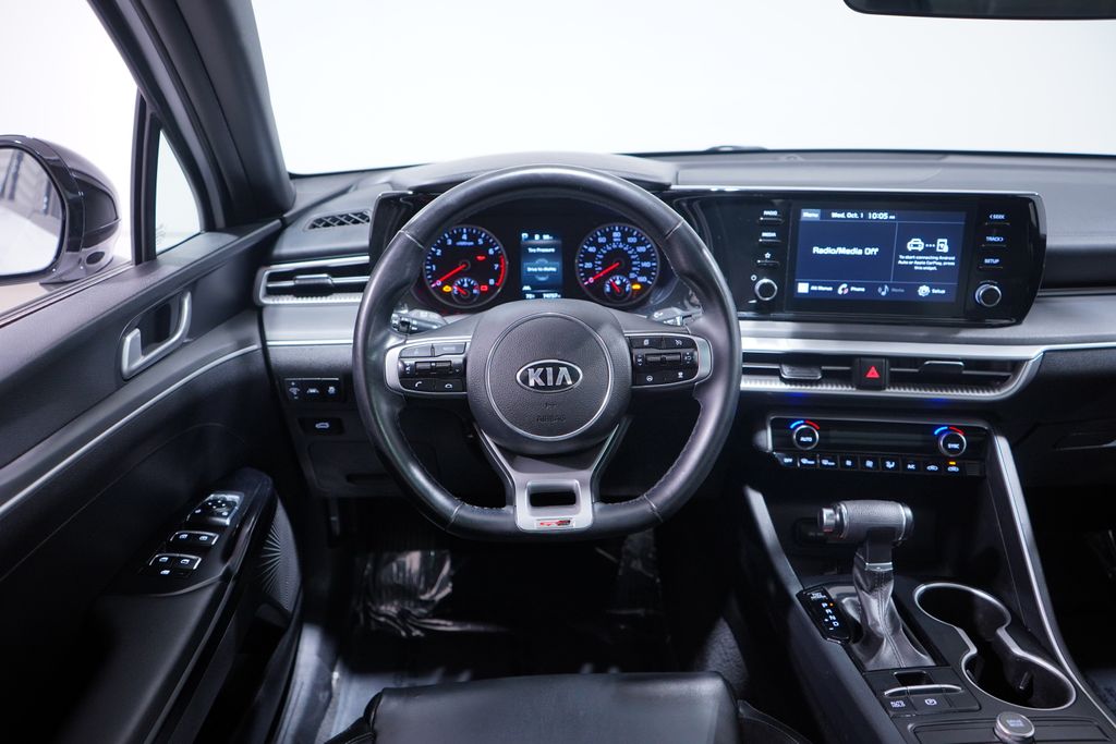 2021 Kia K5 GT-Line photo 11