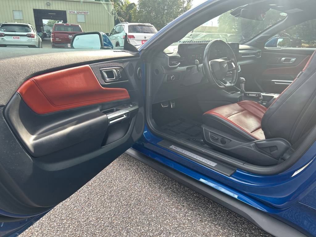 2024 Ford Mustang GT Premium photo 11