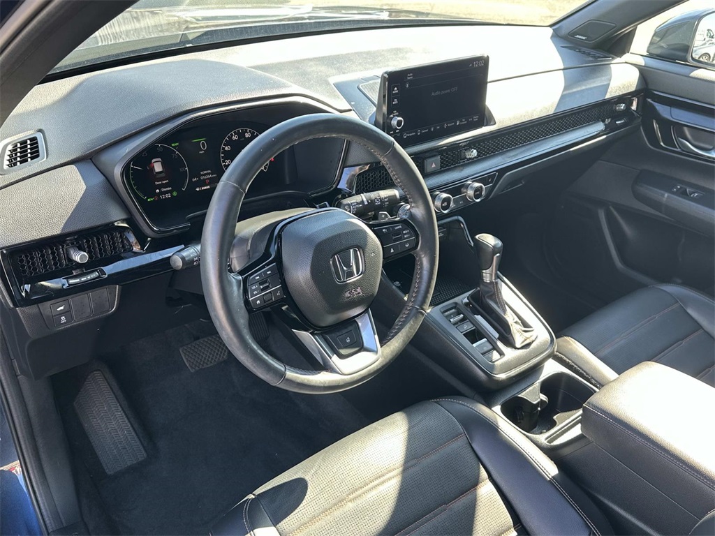 2024 Honda CR-V Hybrid Sport Touring photo 2