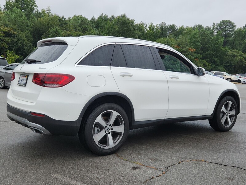 2022 Mercedes Benz GLC 300 4MATIC photo 2