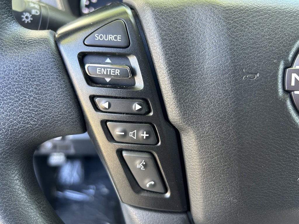 2023 Nissan Frontier SV photo 12