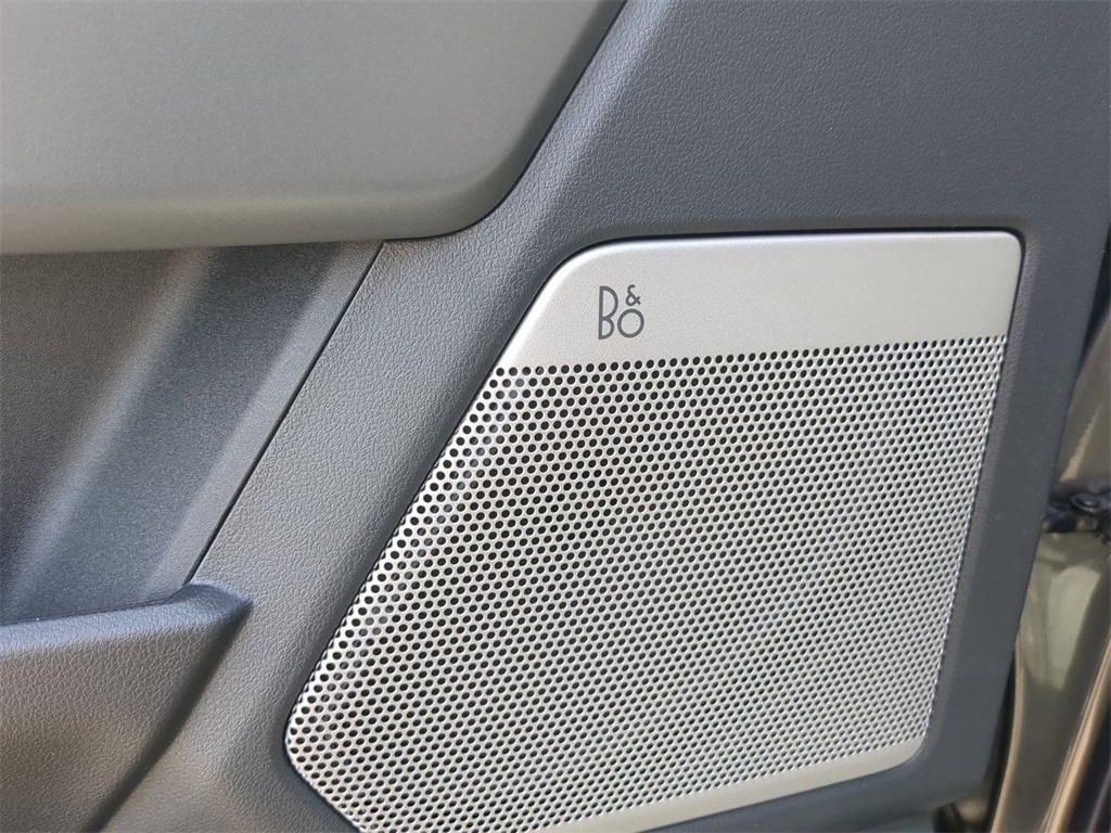 2025 Ford F-150 XLT photo 11