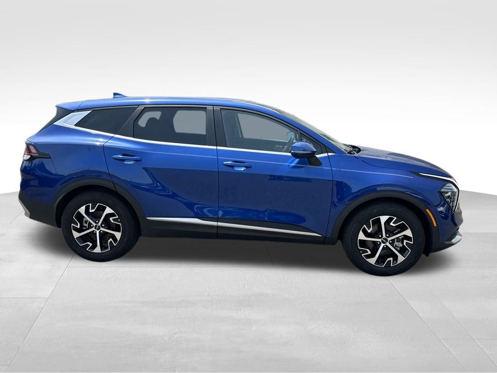2024 Kia Sportage EX photo 4