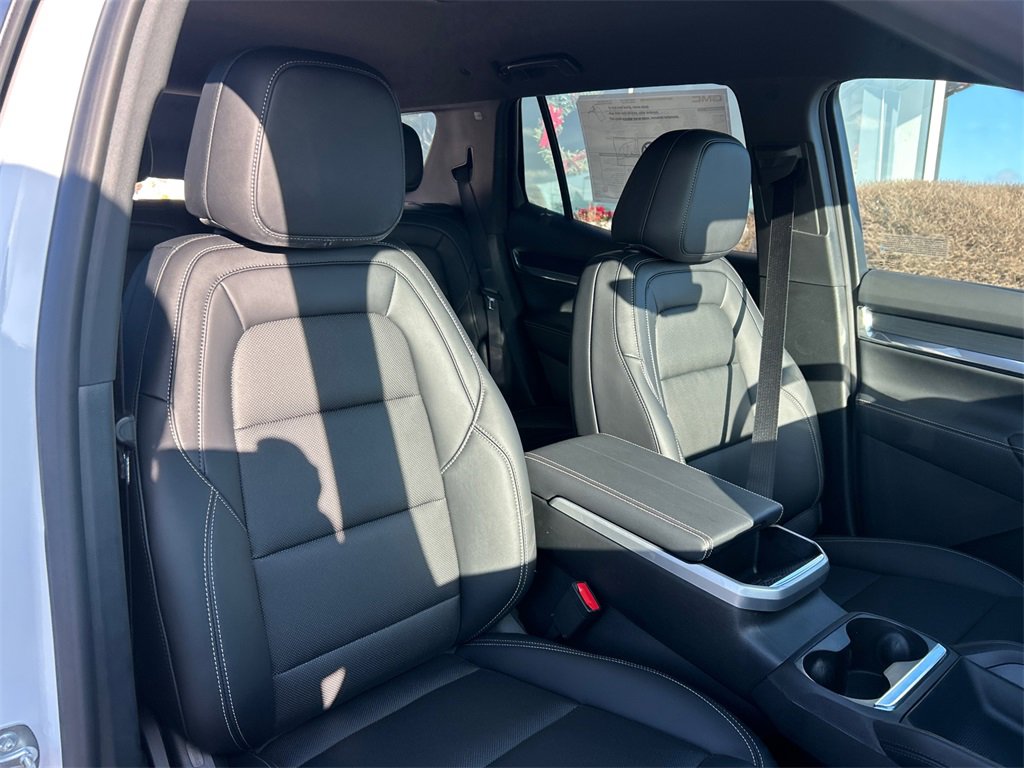 2026 GMC TERRAIN - Image 36