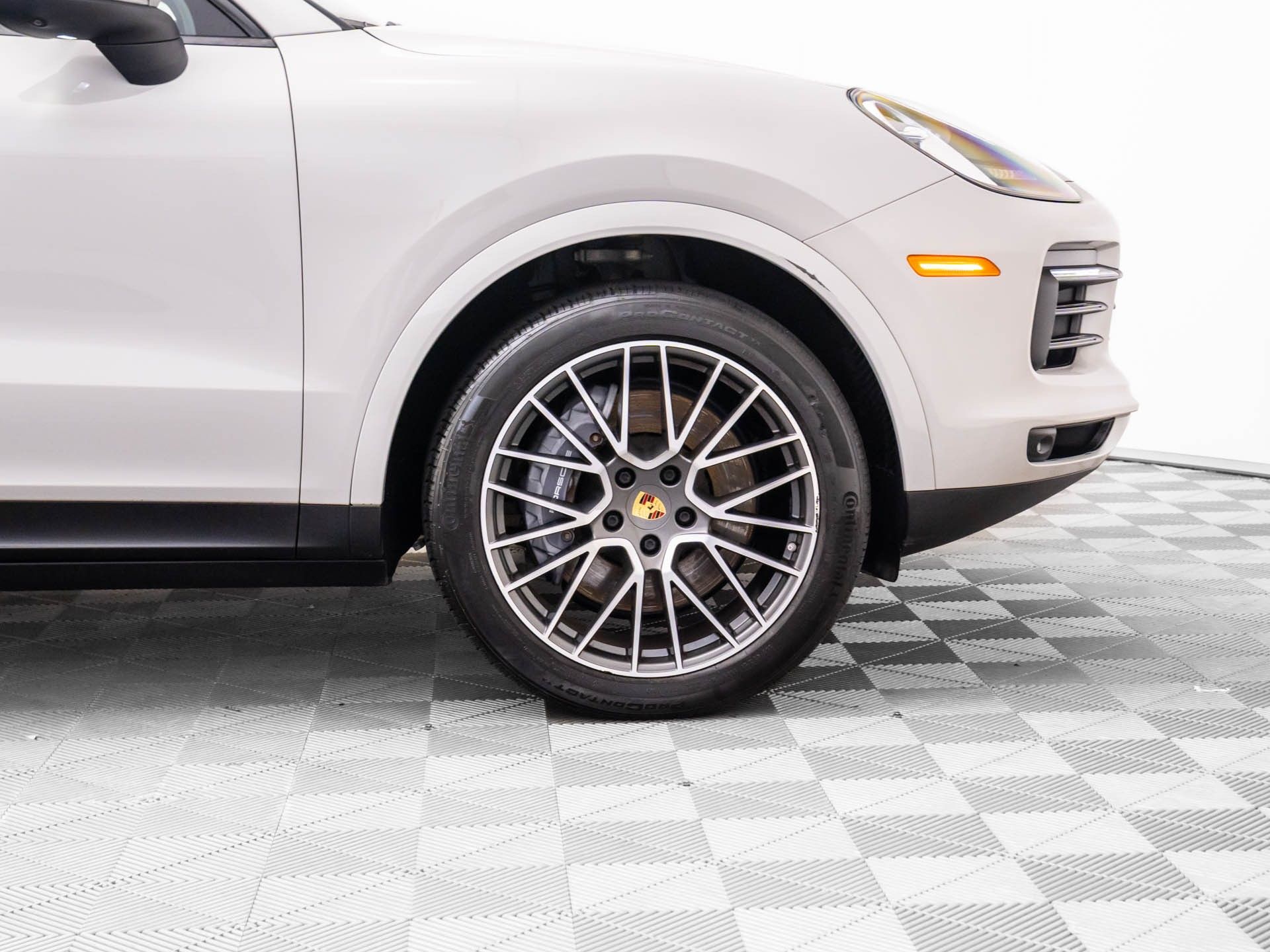 2021 Porsche Cayenne Coupe photo 27