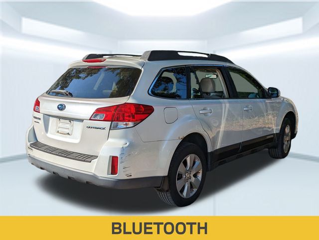 2012 Subaru Outback 2.5i Premium photo 2