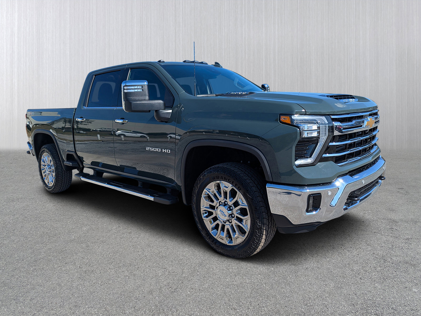 2026 Chevrolet Silverado HD LTZ's photo