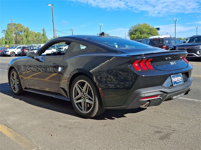 2025 Ford Mustang GT Premium photo 4