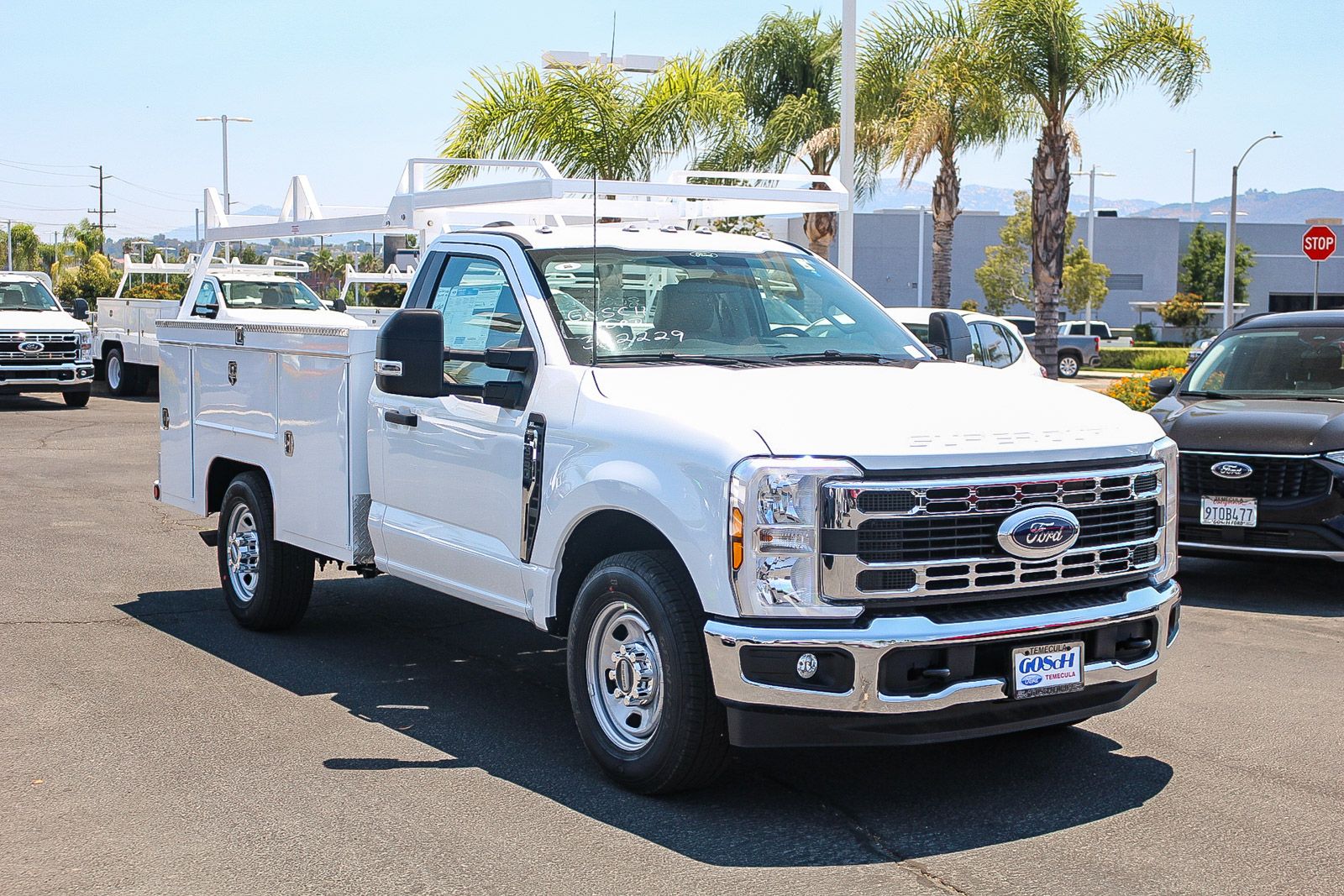 2025 Ford F-350 XL photo 2