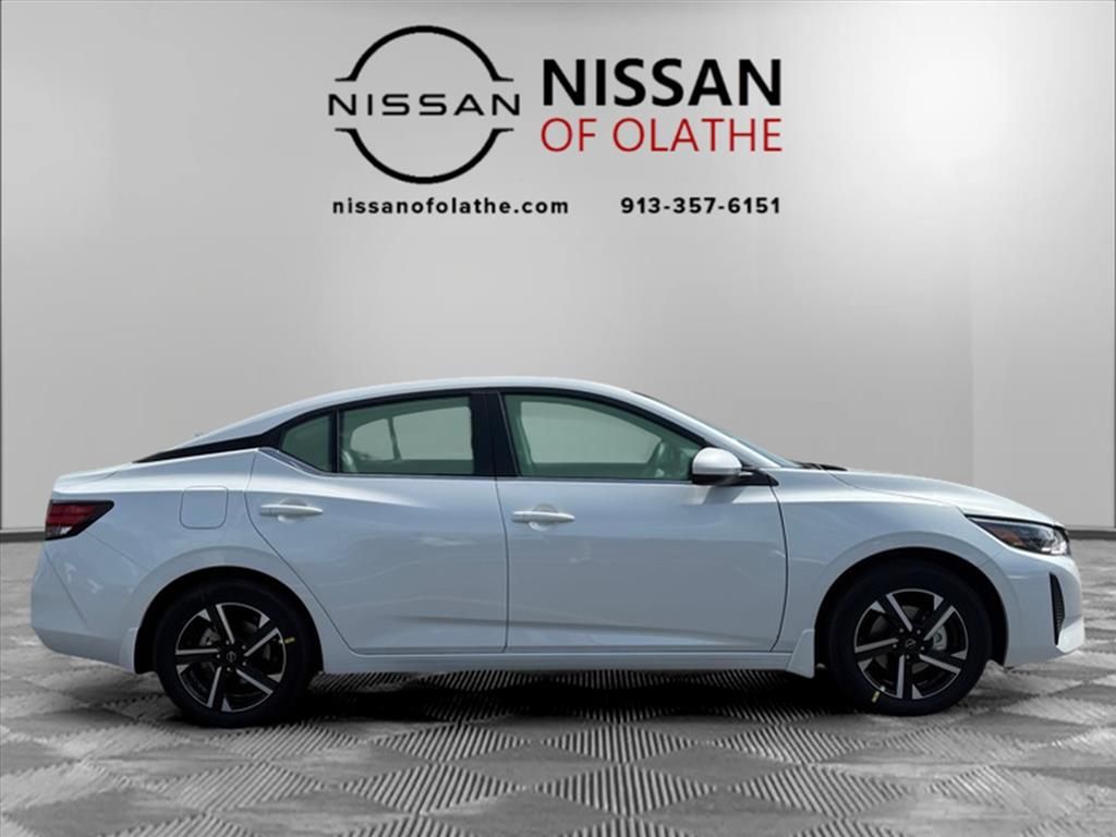 2025 Nissan Sentra SV photo 23