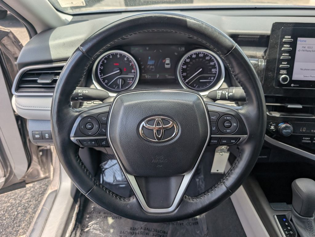 2023 Toyota Camry LE photo 9