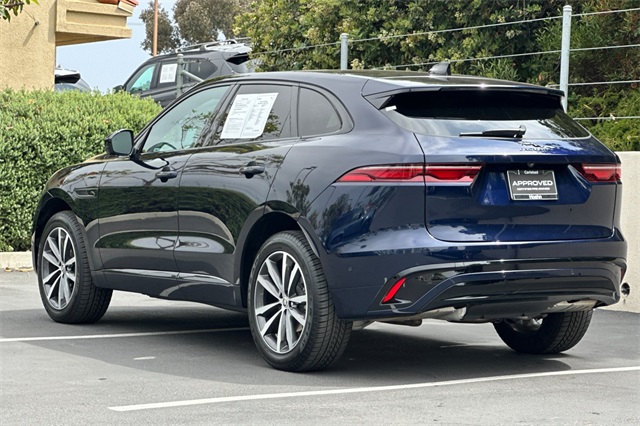 2025 Jaguar F-PACE P250 R-Dynamic S photo 2