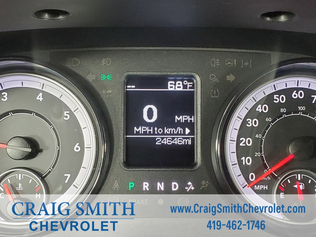 2024 Ram 1500 Classic SLT photo 3