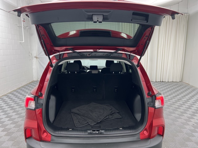 2021 Ford Escape SE photo 9