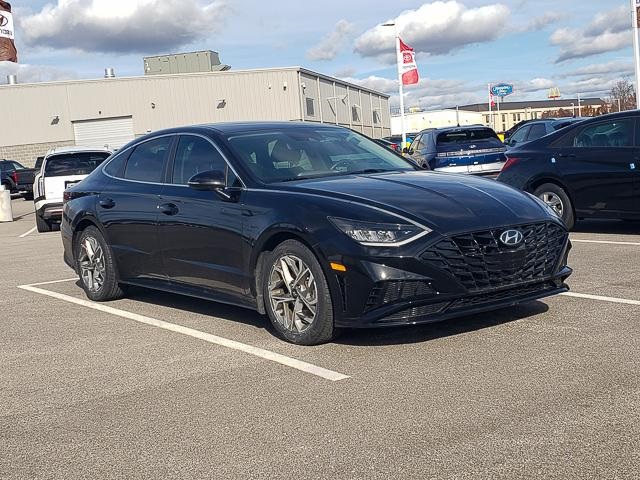 2023 Hyundai Sonata SEL photo 3