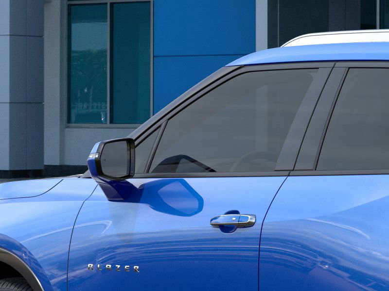 2025 Chevrolet Blazer Premier photo 11