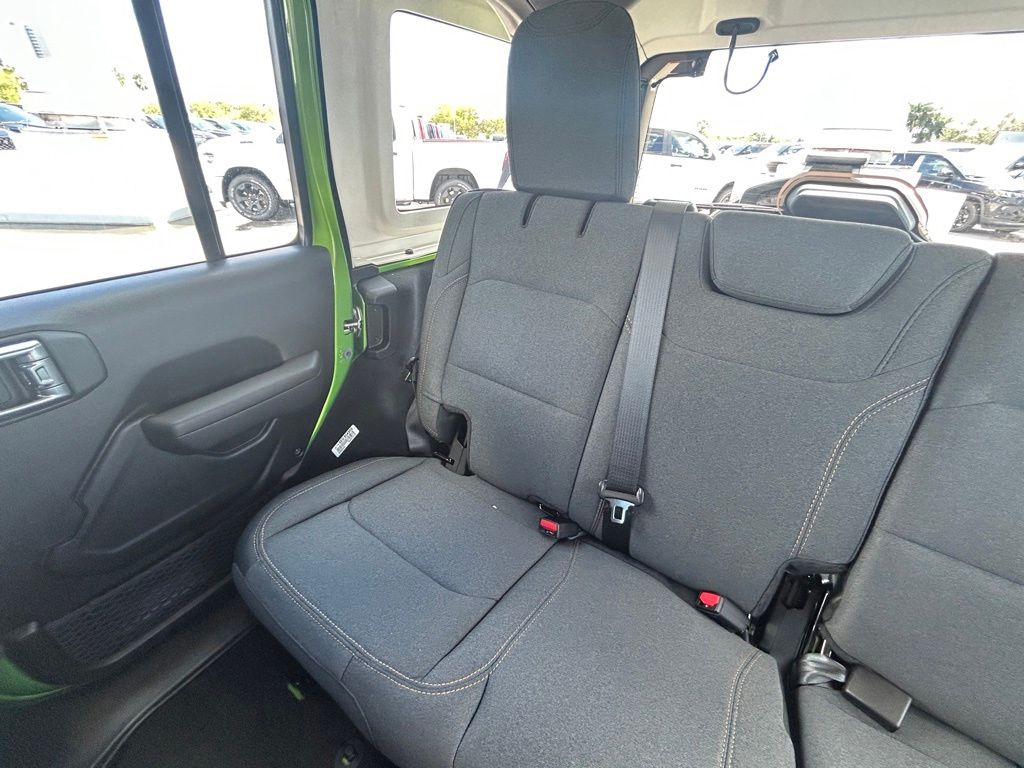 2025 Jeep Wrangler Sport photo 12