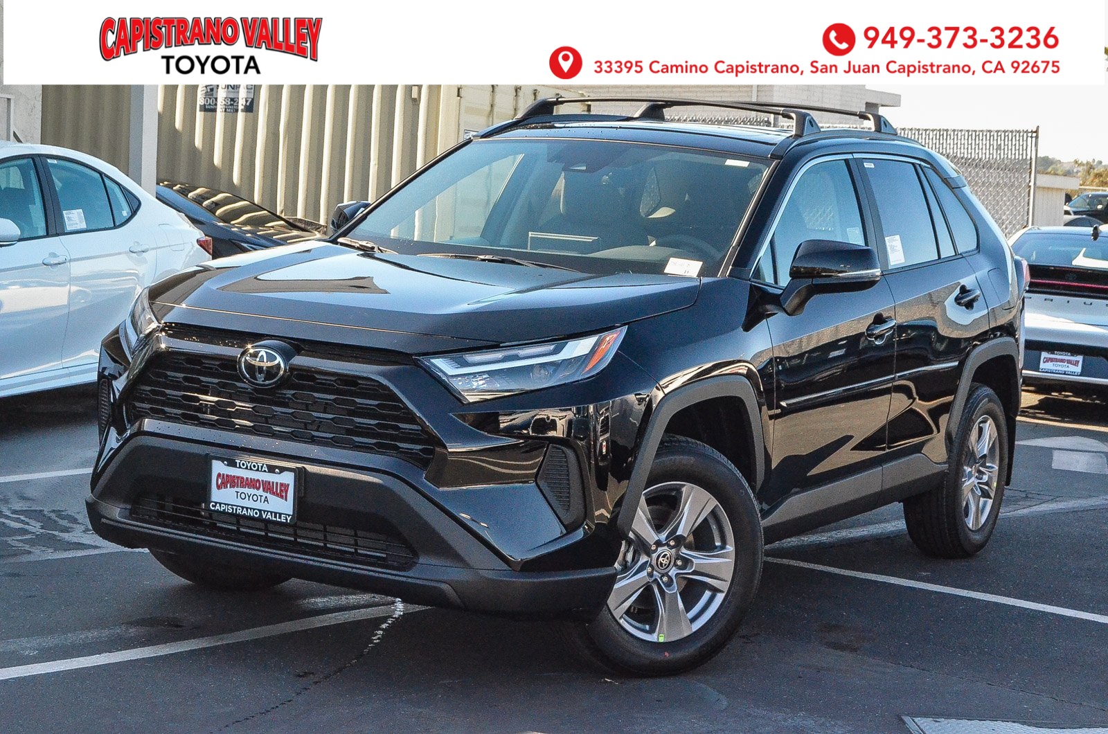 2025 Toyota RAV4 XLE's photo