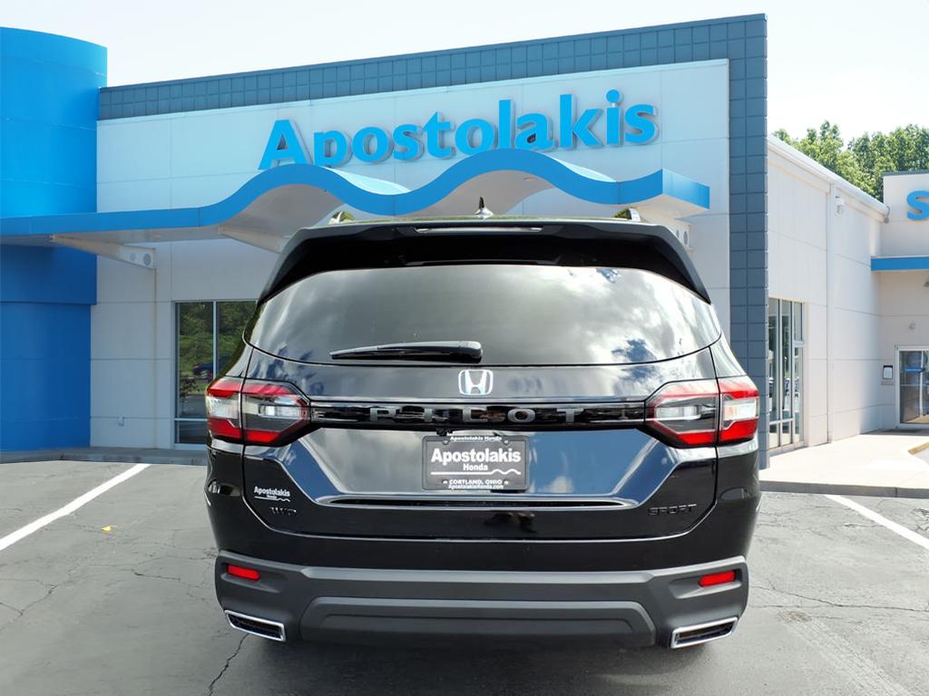 2025 Honda Pilot Sport photo 4