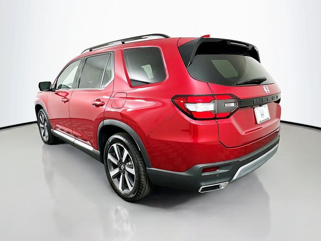 2025 Honda Pilot Touring photo 7