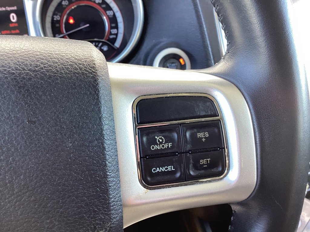 2012 Dodge Journey SXT photo 4