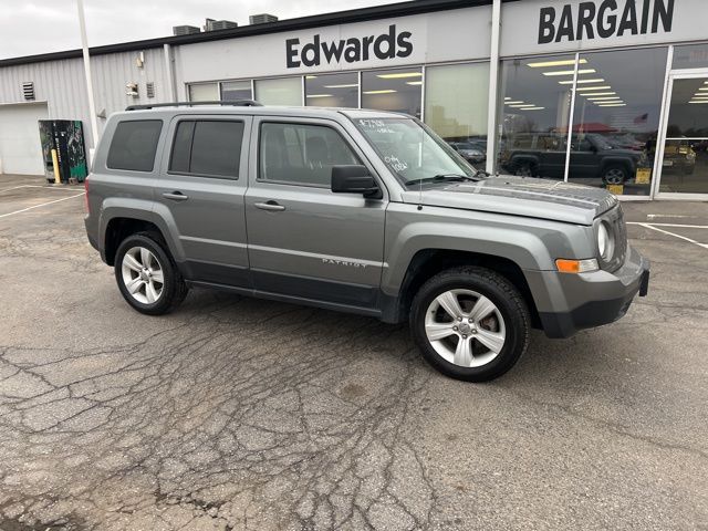 2014 Jeep Patriot Latitude photo 2