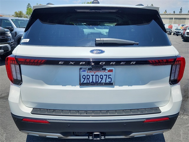 2025 Ford Explorer photo 17