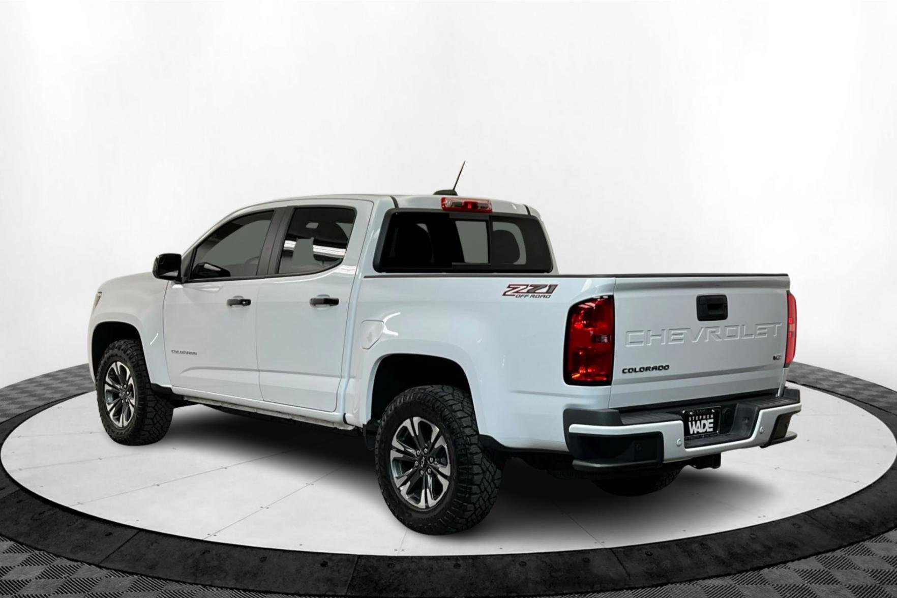2022 Chevrolet Colorado Z71 photo 3