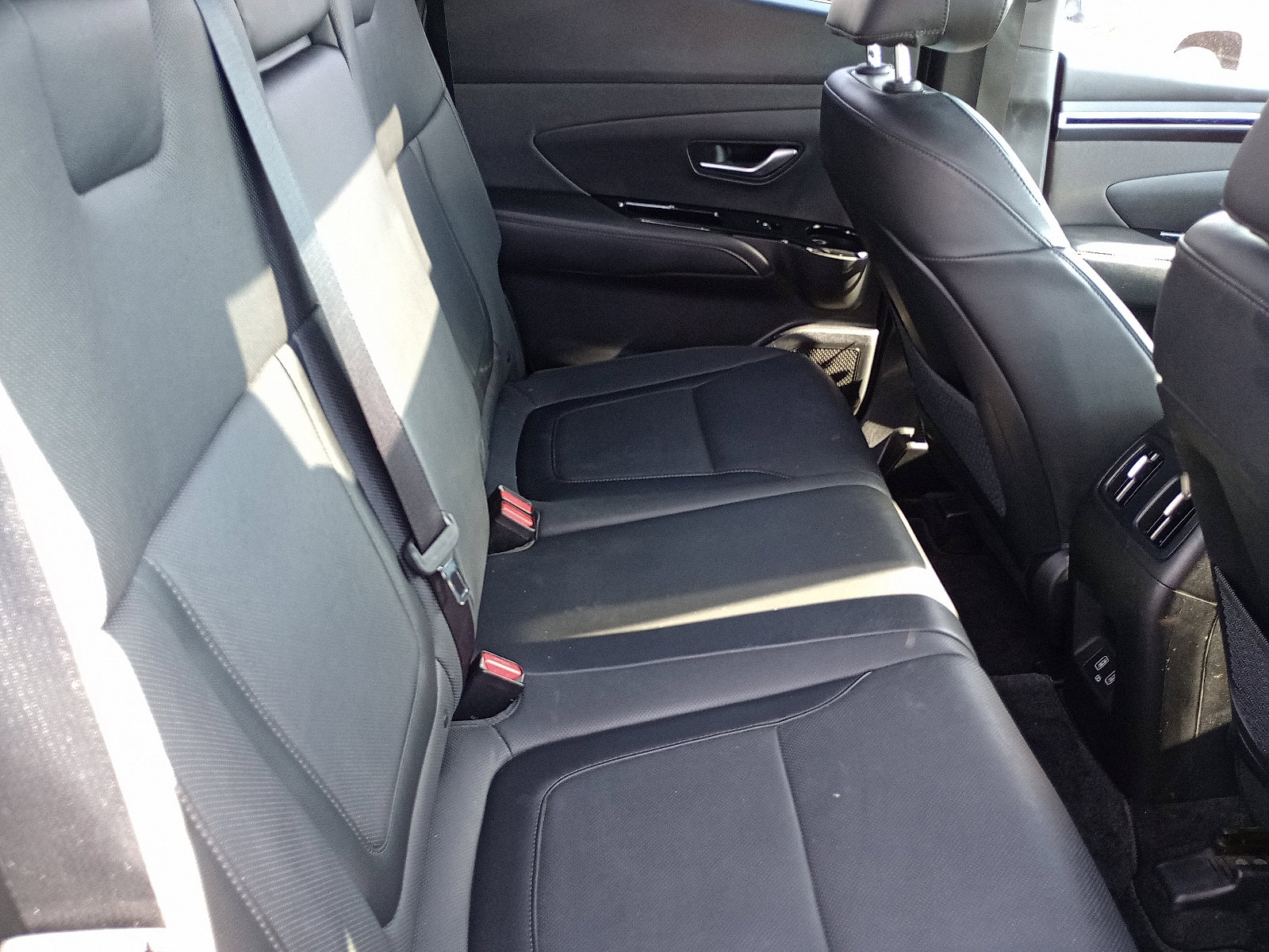 2022 Hyundai Santa Cruz Limited photo 8