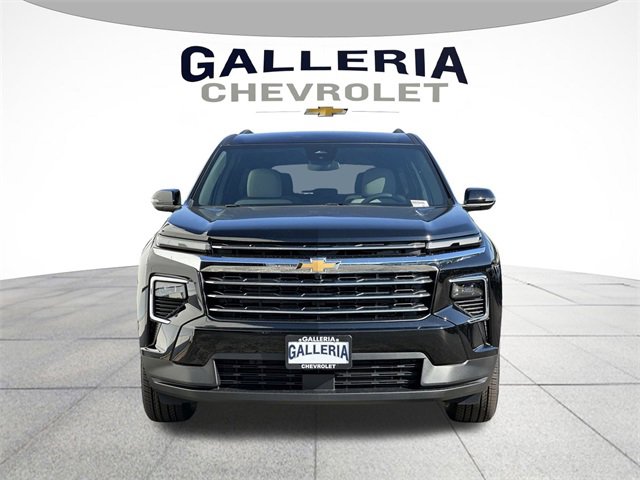2026 Chevrolet Traverse photo 2
