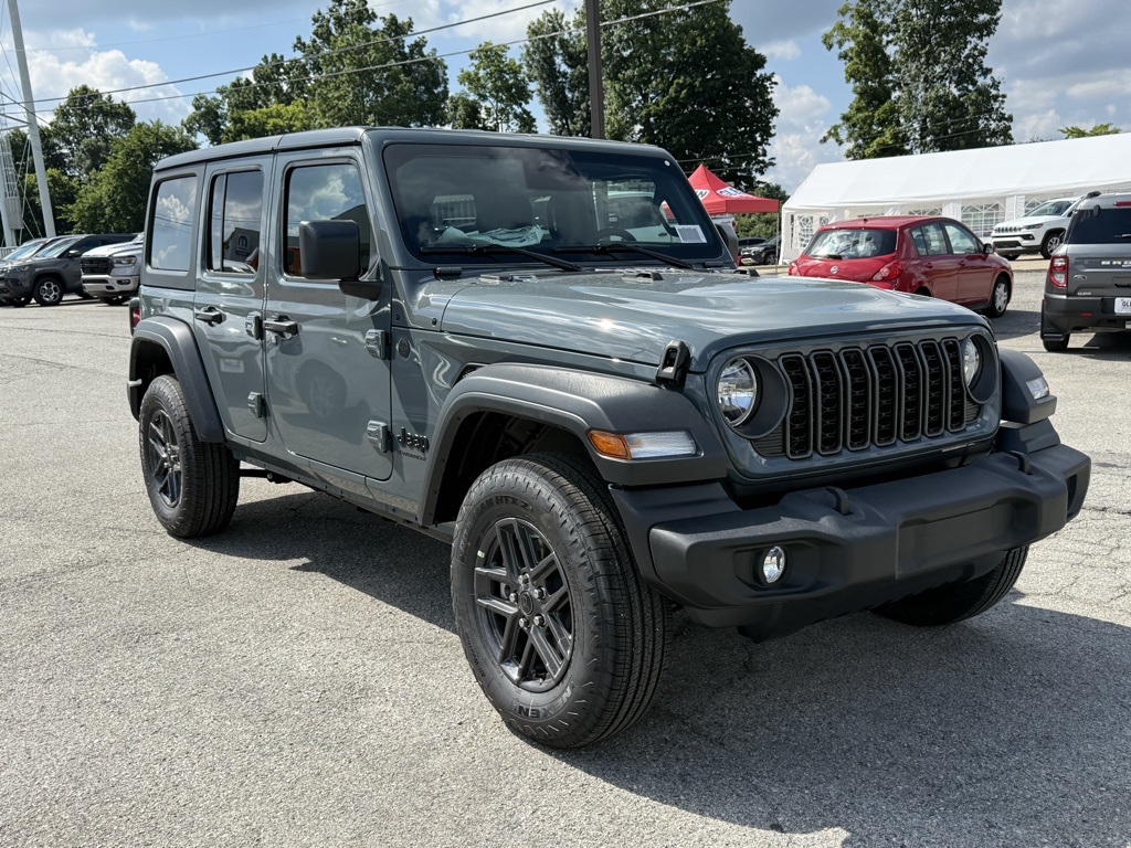 2025 Jeep Wrangler Sport S photo 4