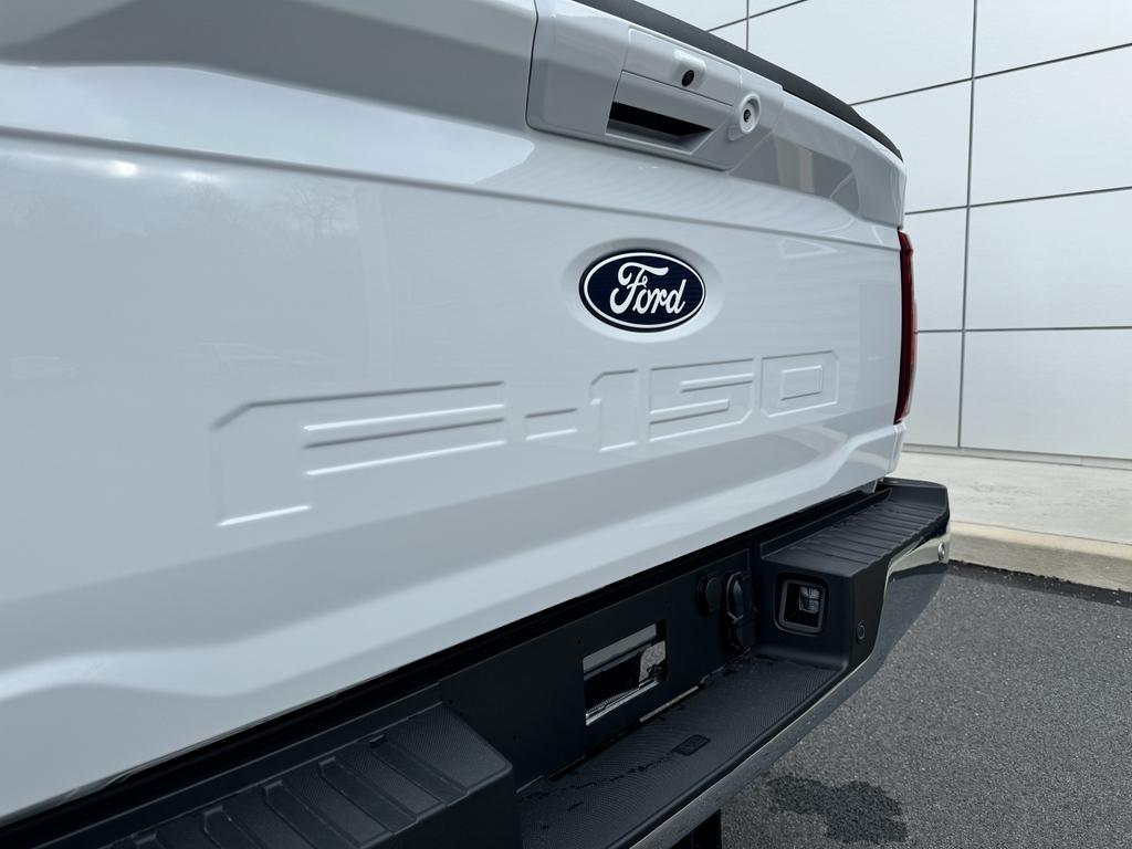 2025 Ford F-150 XLT photo 18