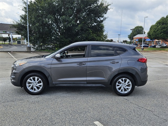 2020 Hyundai Tucson Value photo 2