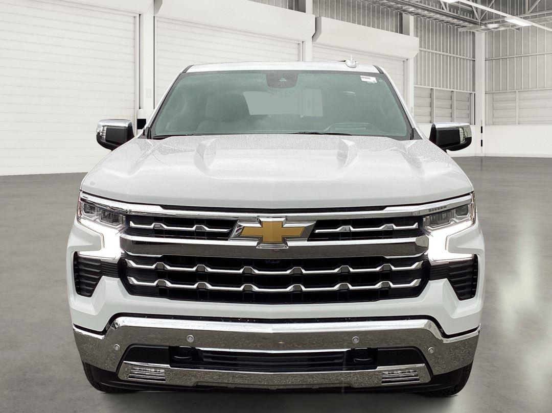 2025 Chevrolet Silverado 1500 LTZ photo 2