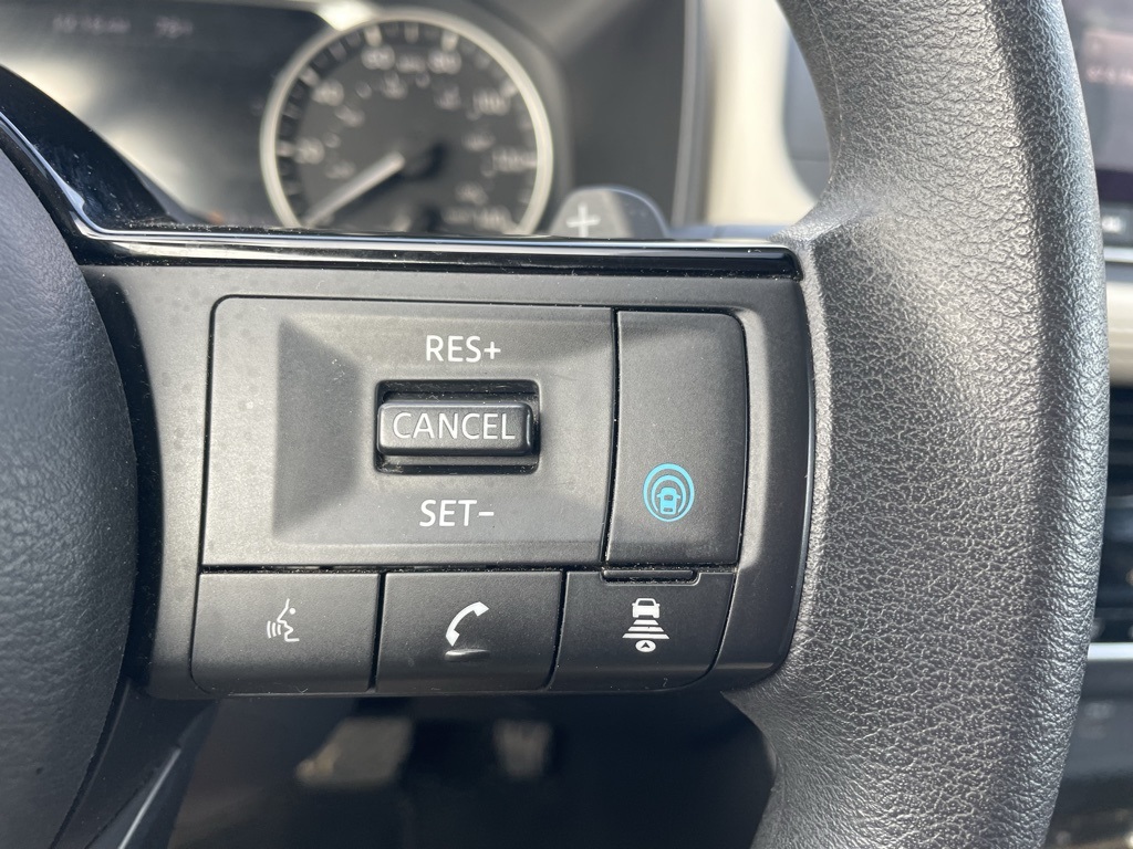 2021 Nissan Rogue SV photo 10