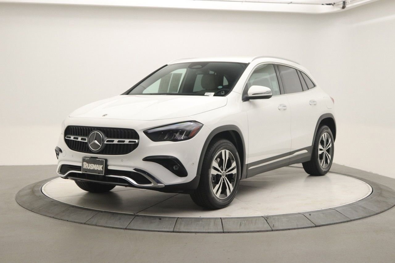 2025 Mercedes Benz GLA 250 photo 2