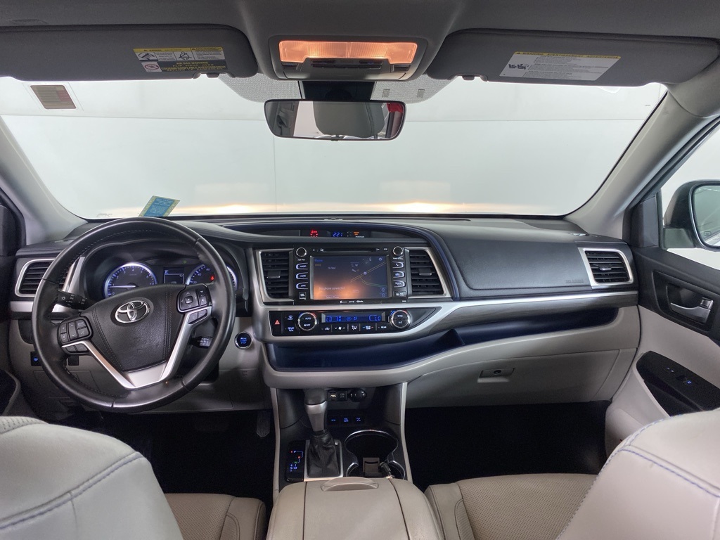 2019 Toyota Highlander Limited photo 2