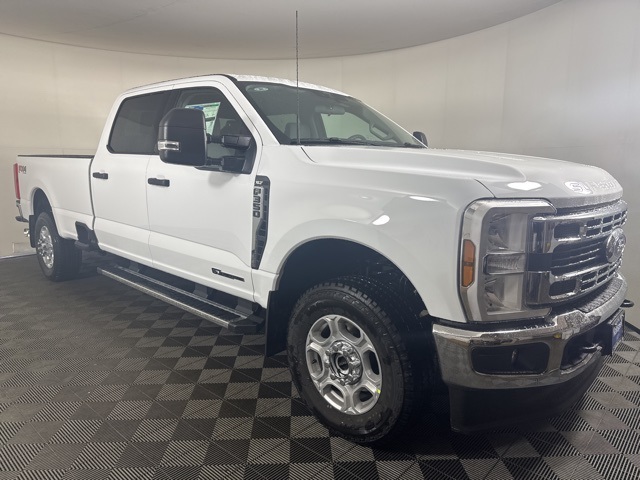 2026 Ford F-350 Super Duty XLT's photo