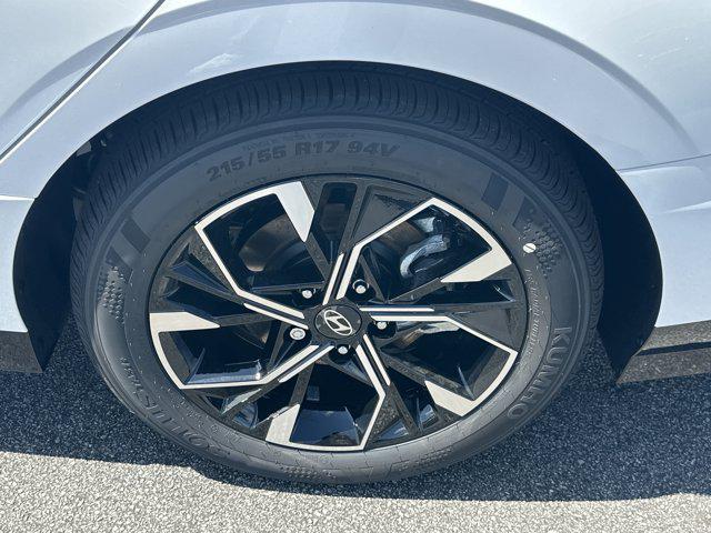 2025 Hyundai Sonata SEL photo 15
