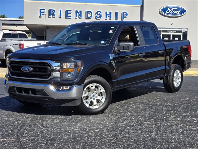 2023 Ford F-150 XLT photo 2