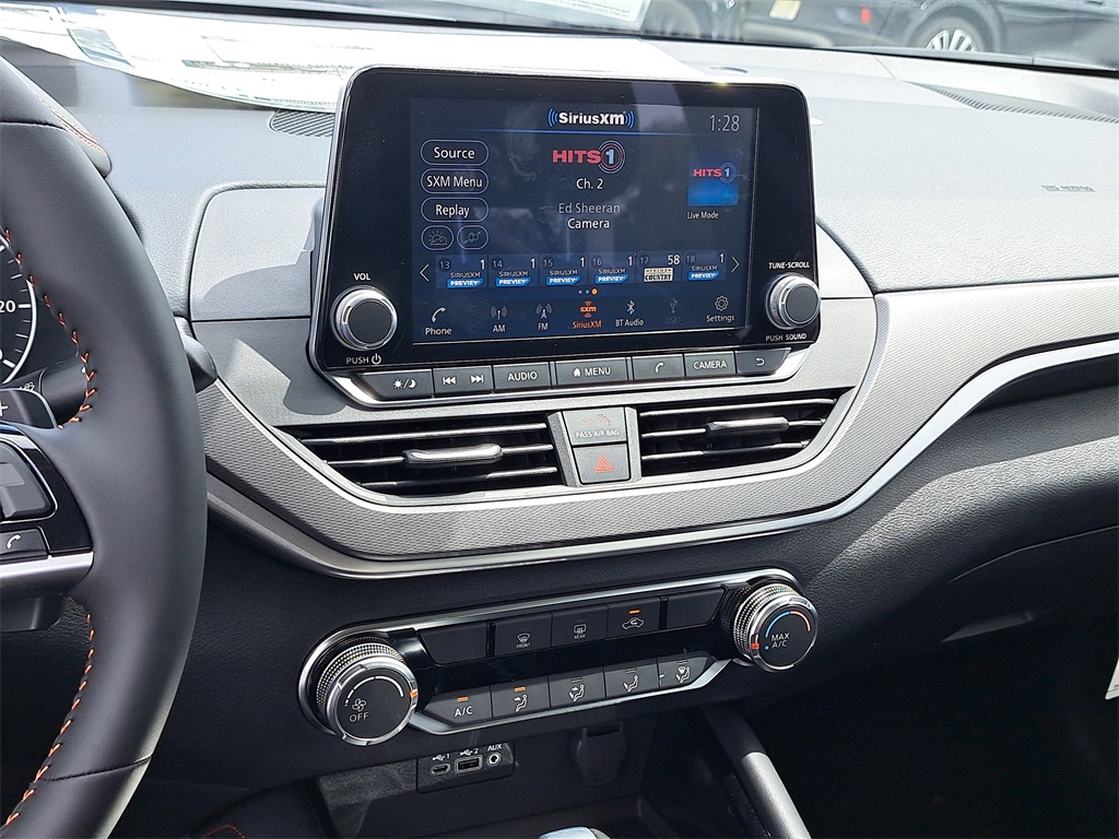 2025 Nissan Altima 2.5 SR photo 28
