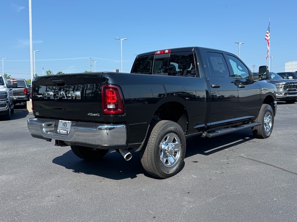 2025 Ram 2500 Tradesman photo 3