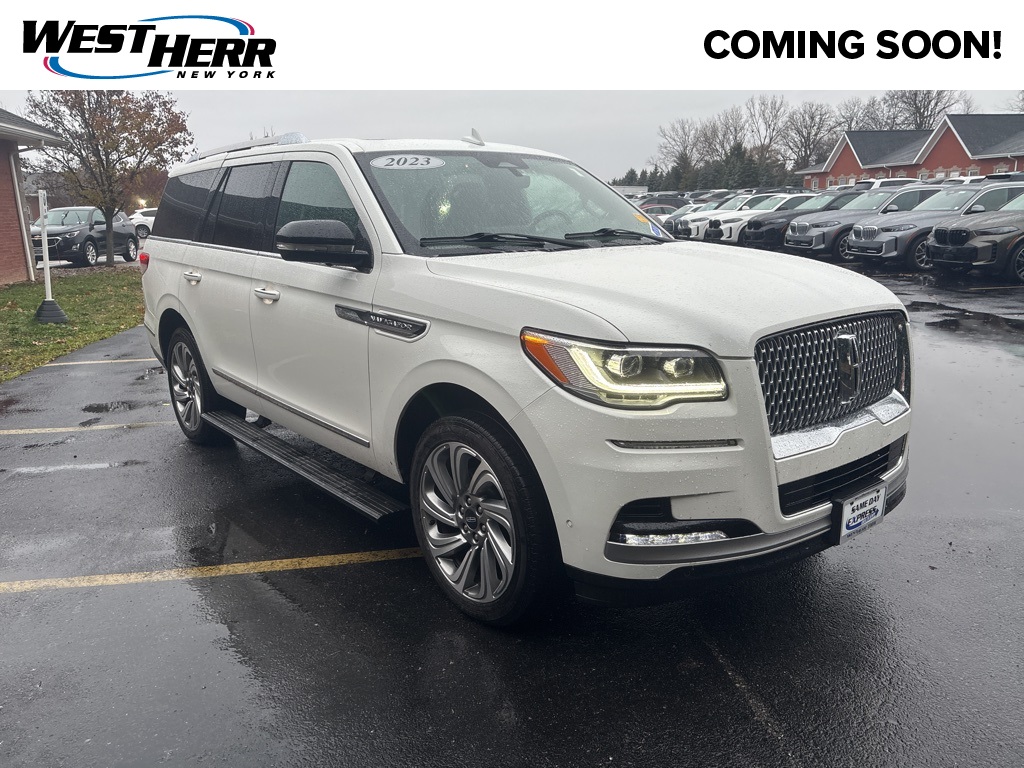 2023 Lincoln Navigator Reserve's photo