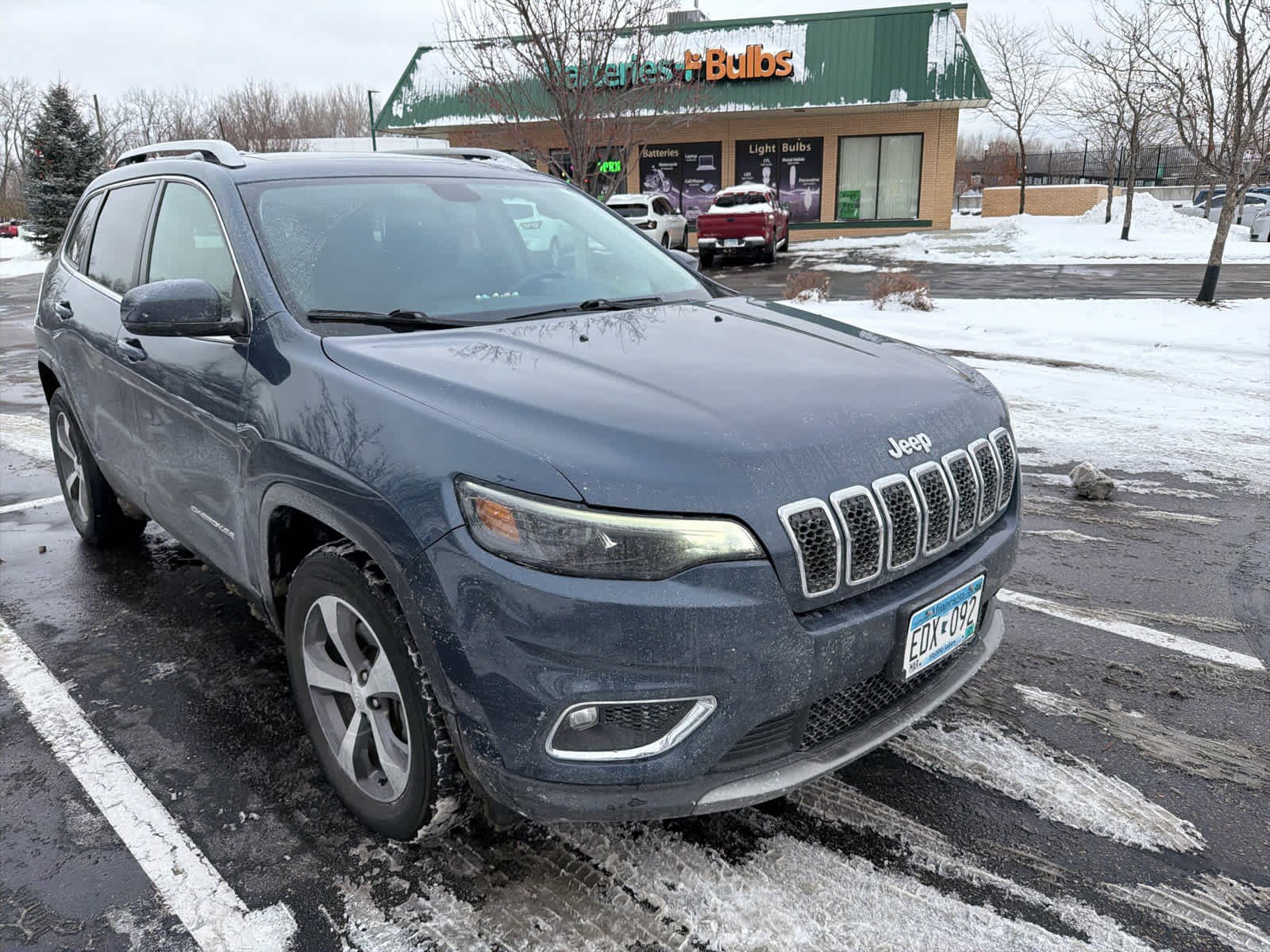 Used 2020 Jeep Cherokee Limited with VIN 1C4PJMDX6LD578384 for sale in Brooklyn Park, MN