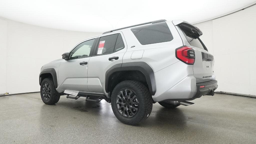 2025 Toyota 4Runner SR5 photo 14