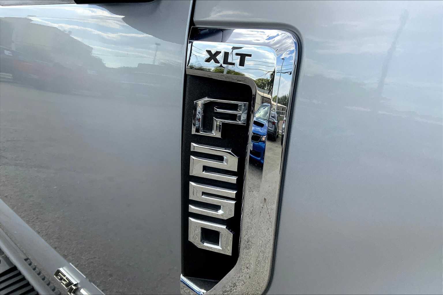 2022 Ford F-250 XLT photo 30